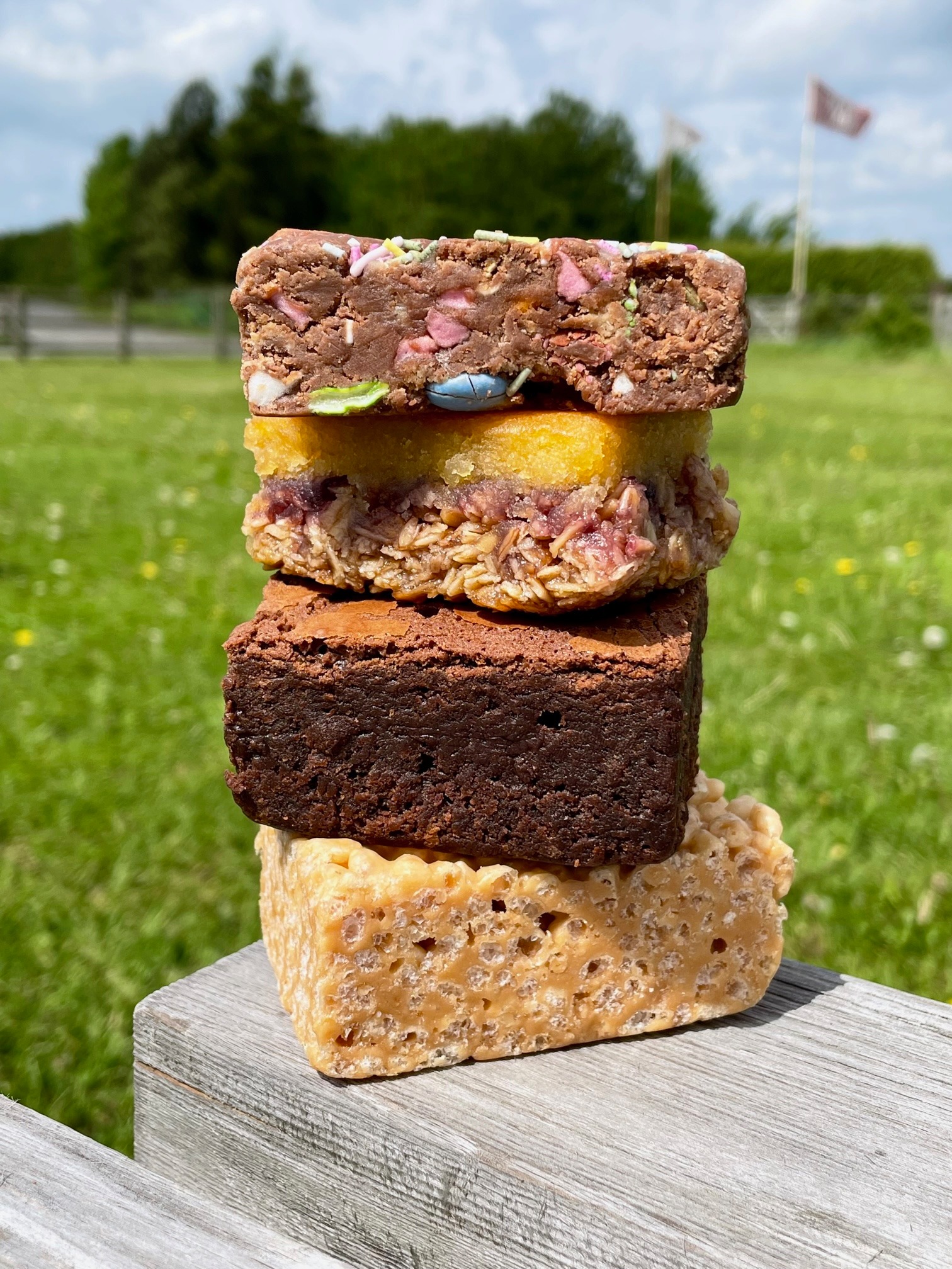 Are you in need of a sweet fix? Try our freshly made tray bakes, they are as good as they look! 😋