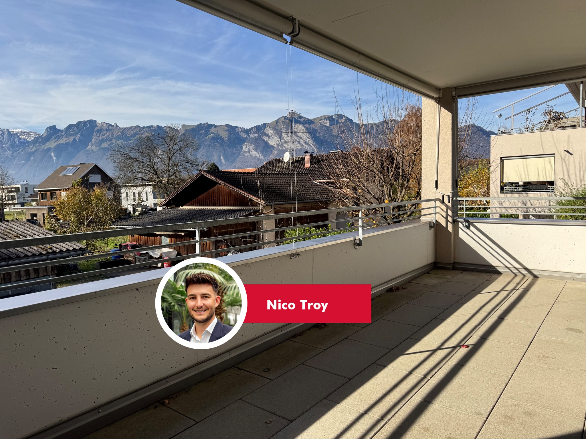 🏡 Moderne 3-Zimmerwohnung mit traumhafter Terrasse und Ausblick in Feldkirch zu verkaufen! 🌟
Sichere dir dein neues Zuhause in einer gepflegten Wohnanlage in ruhiger Lage in Feldkirch-Nofels. Die 2010 erbaute Wohnung bietet nicht nur eine hochwertige Ausstattung, sondern auch die perfekte Lage – ideal für Pendler und Naturliebhaber!
✨ Highlights der Wohnung:
3 Zimmer auf ca. 77 m² Wohnfläche
Heller, offener Wohn-Ess-Kochbereich mit direktem Zugang zur großzügigen Terrasse (18 m²) und Fensterfront
2 Schlafzimmer
Kellerabteil, Abstellraum und Tiefgaragenplatz inklusive
🌿 Top-Ausstattung:
Erdwärme & Fußbodenheizung für perfektes Wohlfühlklima
Lift im Gebäude für maximalen Komfort
Vollständig servicierte Verwaltung
🌍 Lage & Umgebung:
Ruhige Lage in Feldkirch-Nofels
Grenznähe zu Liechtenstein – perfekt für Pendler
Zahlreiche Wander-, Rad- und Spazierwege in direkter Umgebung – die Ill ist nur 1 km entfernt
Zentrum Feldkirch nur 3 km entfernt, Bahnhof ca. 3,5 km, Bushaltestelle nur 200 m entfernt
Ideal für alle, die ein modernes Zuhause in Naturnähe suchen und gleichzeitig die Nähe zur Stadt schätzen!
📞 Melde dich für weitere Infos oder eine Besichtigung!
Nico Troy direkt ☎+43 664 8247126 📨nico.troy@bb-immobilien.at 🌏https://www.bb-immobilien.at/eigentumswhg/bb-25-01078
#immobilien #realestate #investment #vorarlberg #immobilienvorarlberg #feldkirch #eigentumswohnung #wohneigentum #eigenheim #wohnungkaufen #rheintal