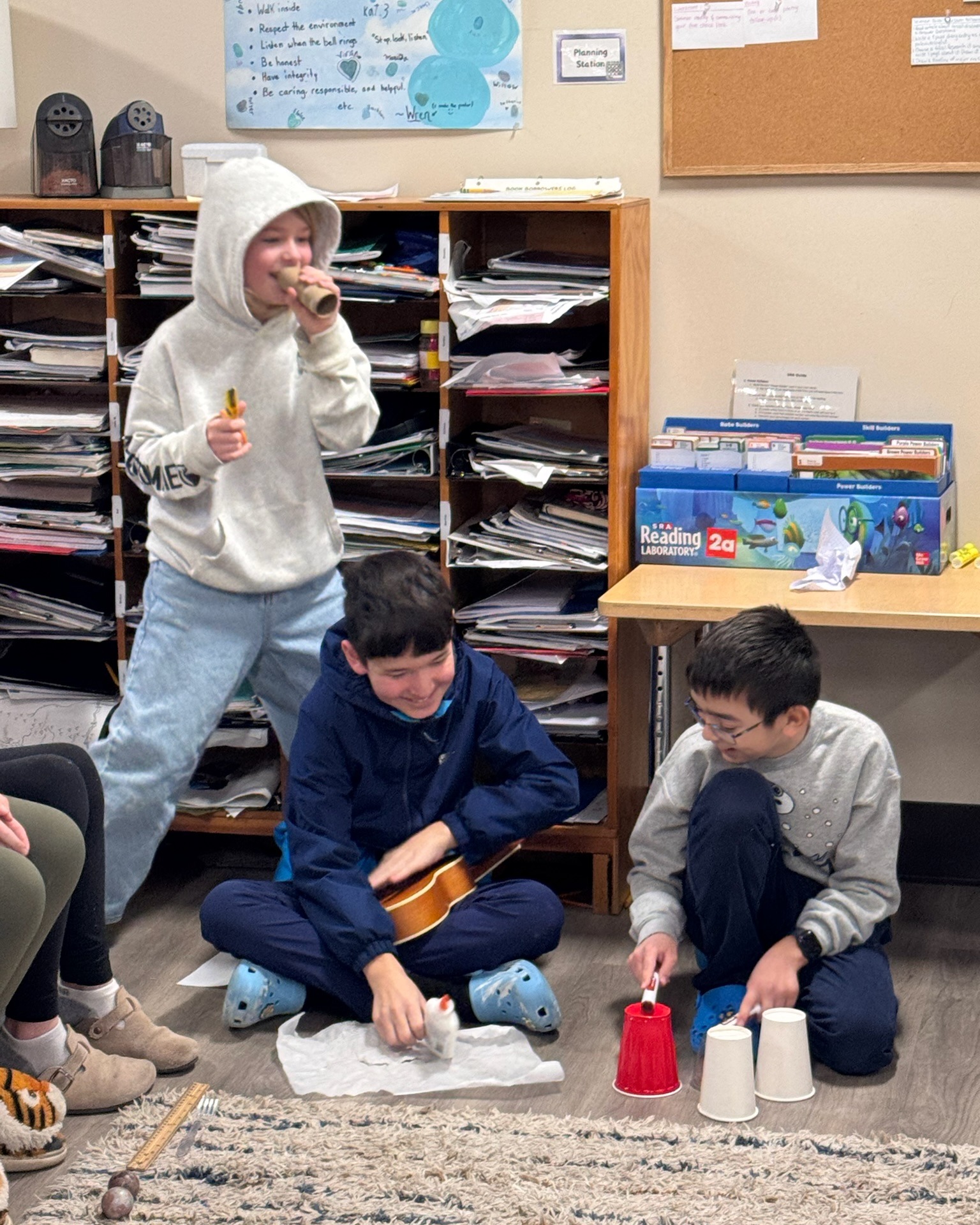 It has been so great to see our students back and thriving at HMS! The first couple of weeks after winter break have been filled with smiles, learning, and reconnecting with friends in all the classrooms. We’re off to a wonderful start! 💙💛
#HarborMontessoriSchool #MontessoriElementary #MontessoriToddler #MontessoriInfant #MontessoriEducation #MontessoriEarlyChildhood