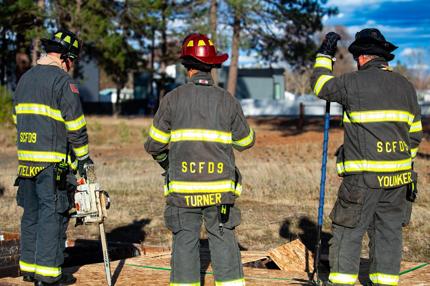☀️ Sun’s out, saws out!
Only 22 days until spring, but it’s already feeling like it around here.
That means one thing… spring training season is here. 💪🚒