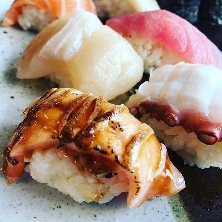Aburi sushi photo taken by customer. Thank you for coming!#Aburisushi#japanesefood #Salom#king fish