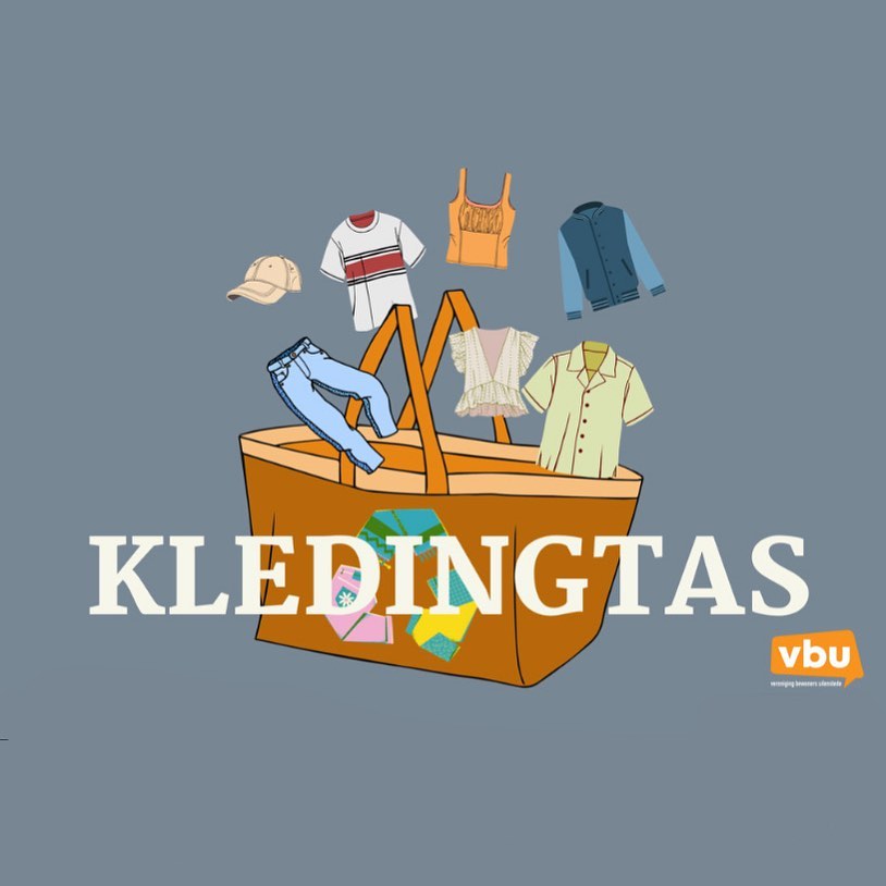 Wij organiseren een kledingtas die rond zal gaan op Uilenstede! 🎉🧡
In een kledingtas ketting gaat een tas met tweedehandskleding rond, waar mensen kleding in kunnen stoppen en uit kunnen halen. Een makkelijke vorm van kledingruil dus! ♻️
Meld je aan via de link in onze bio❤️🔥