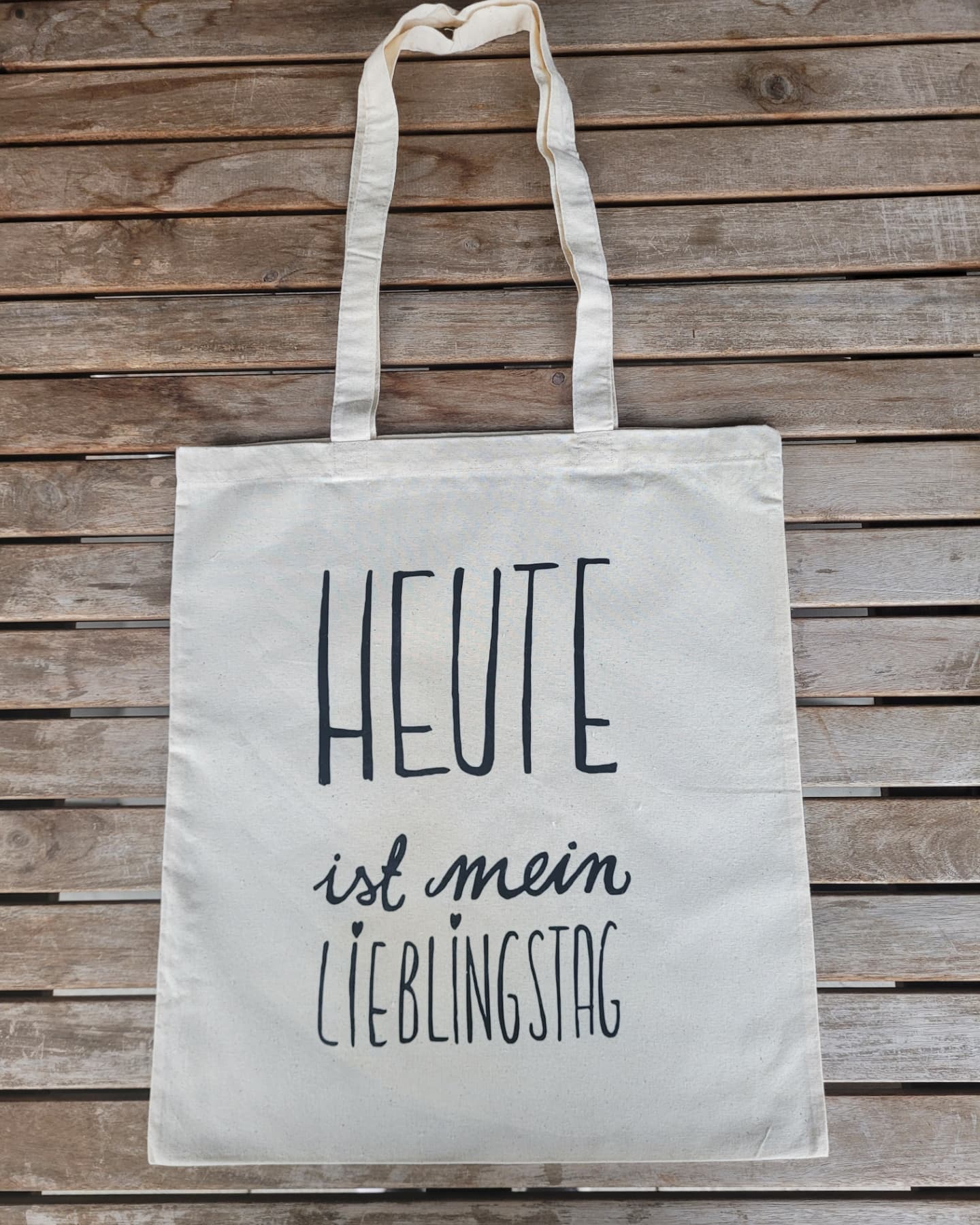 Viele Baumwolltaschen sind wieder fertig geworden. Erhältlich in meinem Shop!