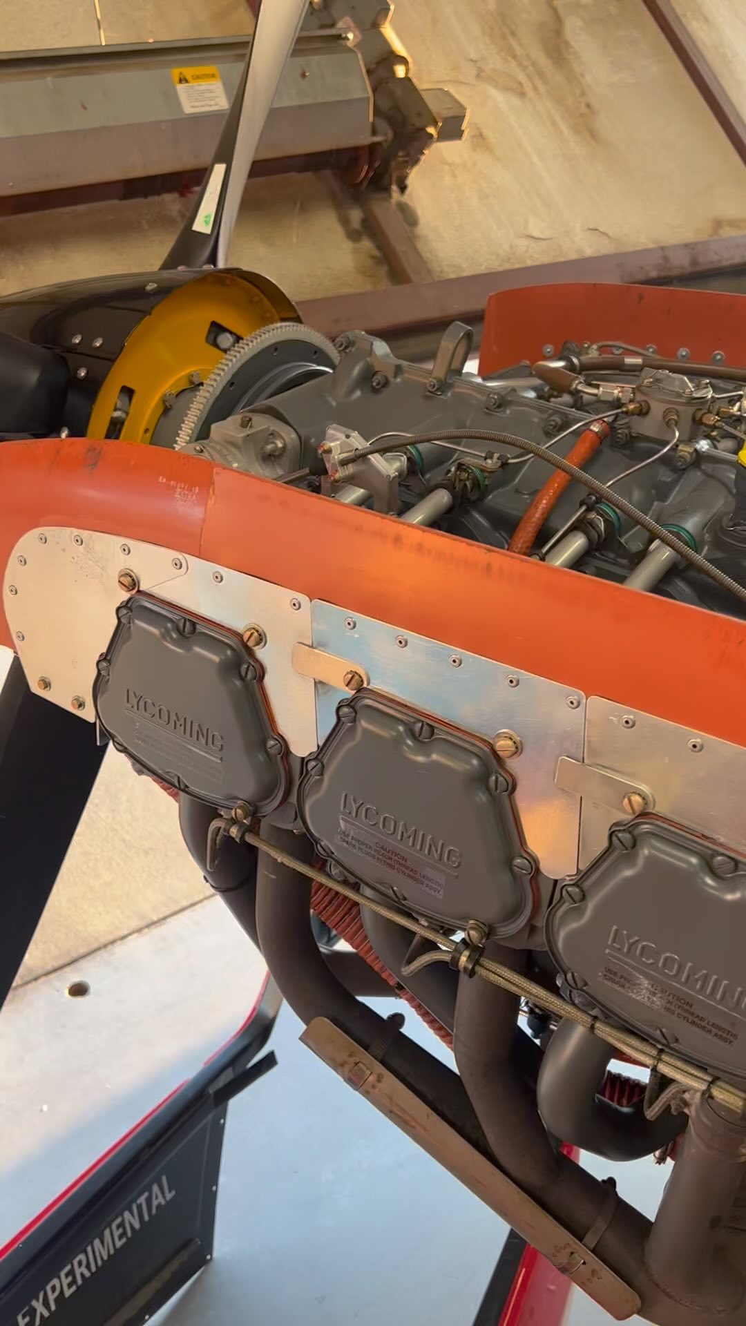 Every seen an extra 300 naked 😎. Monster lycoming 580 in the nose. Who wants to be the first one to fly this after we build it back up! Haha. I dare you!