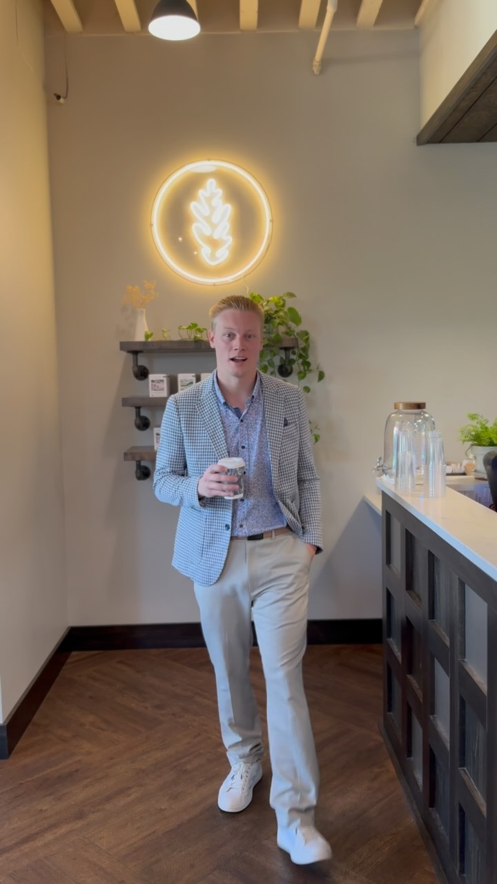 Good luck and happy hunting!
The first person to guess where I’m at gets a gift card to this location!
Keep checking back, soon we may be near you!
Every Friday we will be somewhere new for #FindMeFriday
#findme #giveaway #coolsprings #nashvillerealestate #tennesseerealestate #chattanoogatn #thegulch #thompsonsstationtn #signalmountain #chattanoogarealestate