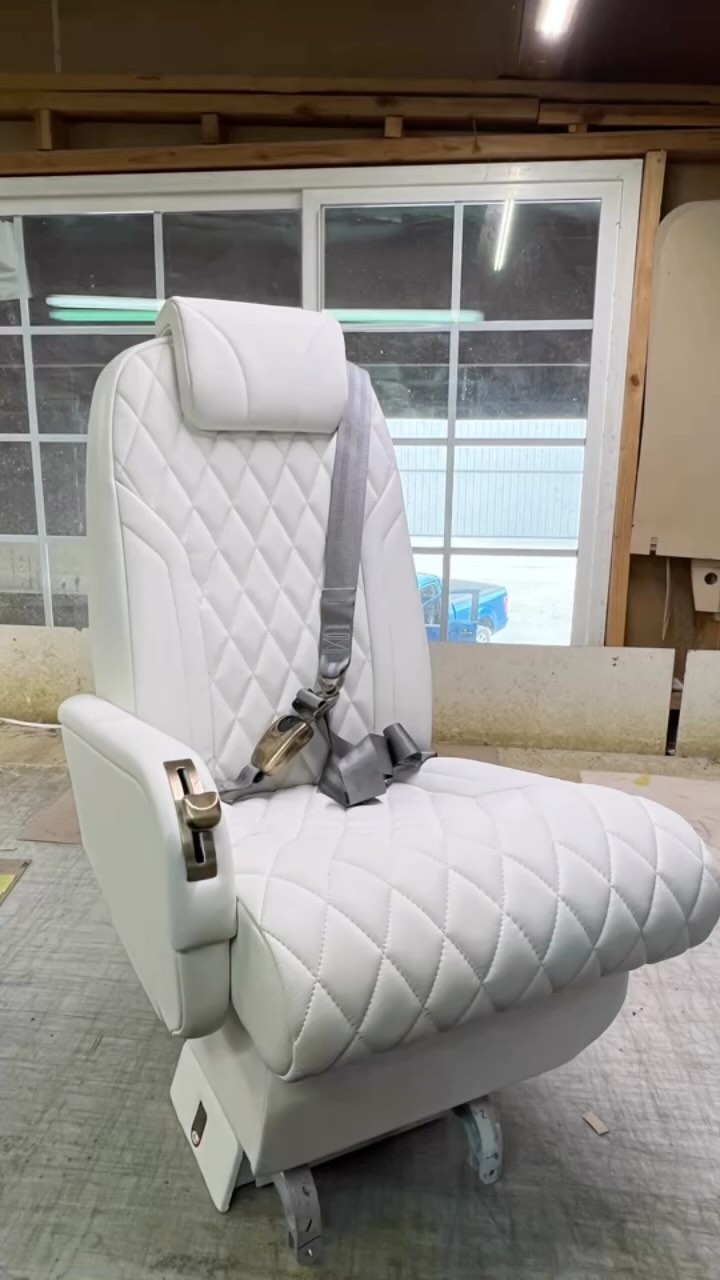 Nothing adds more to a cabin more than a beautiful fresh set of all white leather chairs. Citation encore getting all white 😎