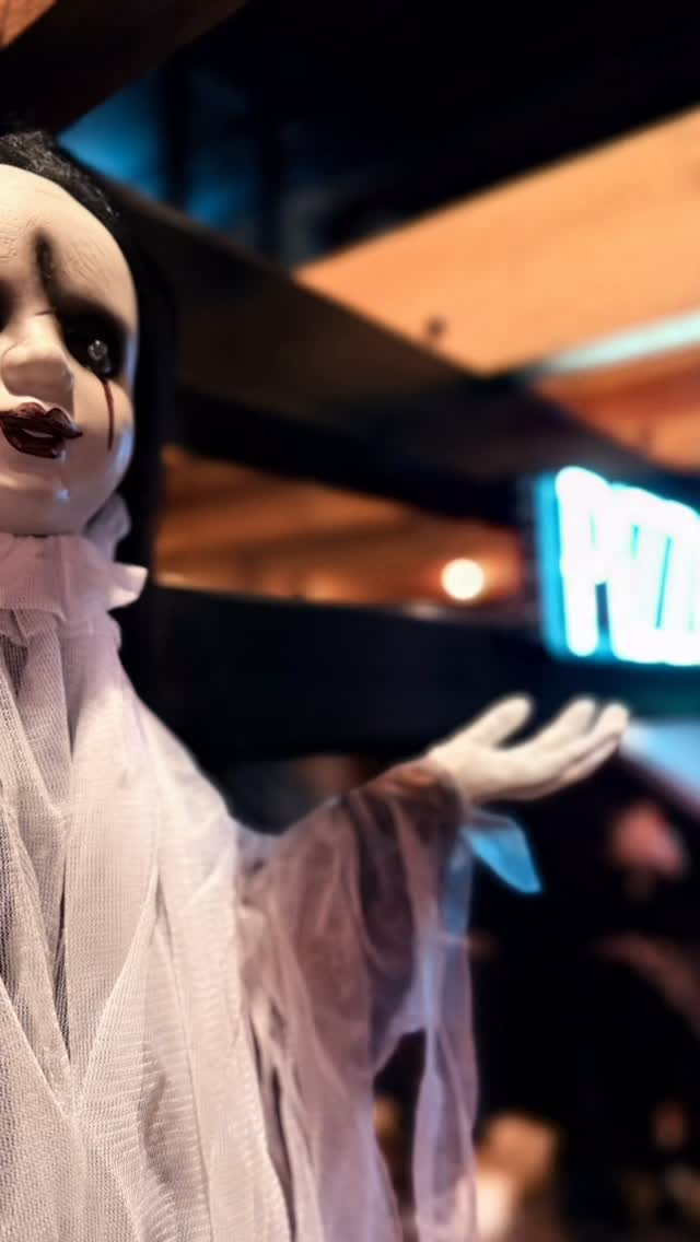 Detroit-style so good it’s scary 👻🍕 The haunt opens downstairs Oct 3rd… fuel up with pizza before you dare to enter. Follow @hauntedscarecrowabq for updates!!