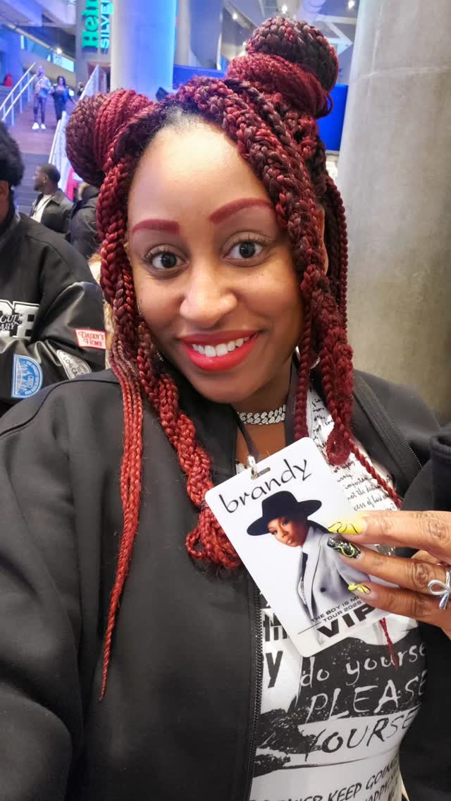What can I say about this moment?!?! It has taken forever to create this post because WOW! I'm still digesting & reflecting. This concert experience meant the world to me and I got to spend it with my best friend in the world 🌎
🎧💿
THE @brandy has been an icon personally in my life for decades! I grew up wanting to carry myself as she did. She is truly the vocal bible. The clarity of her voice, tone, runs and musicianship are the reasons I grew up ONLY wanting to sing. Many don't know this about me but it had always been a deep passion of mine since I was 3 years old. My grandmother would tell my parents, "she sure can sing"! Life unfortunately put dampers on that dream and the only person I sing with now, who I performed with in High School, is my bestie! Naturally, he'd be the only person who I'd want to spend this VIP access moment. He's the only one I knew would get it and appreciate it as much as me.
🎶🎼
The performances #theboyisminetour did NOT disappoint! It brought us back to those moments early 2000s. MYA, KELLY, TANK, LUDA, MISSY, MONICA & BRANDY! Mannnnn listen...it was ICONIC! I danced alot which you'll notice in the footage. But I don't care. These moments will live in my memories forever. Brandy you deserve ALL the flowers and accolades. I can't wait to meet you!
🎤🎙
Work hard, PLAY HARDER ▶️ 💪🏾 ‼️
#brandy #cinderella #thea #moesha #Iwannabedown #icon #neversaynever #topoftheworld #human #b7 #borderline #happy #fullmoon #afrodisiac #christmasfor2 #heis #teambrandy #halloween2025