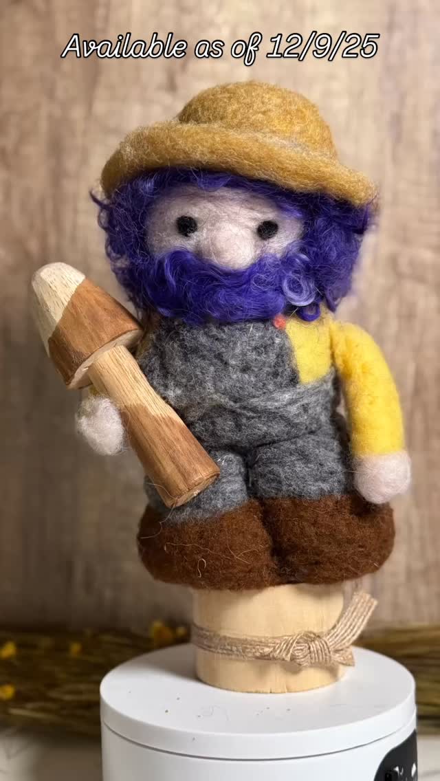 A bunch of you at @larac_arts told me you saw our felted + beaded pieces on social… only to find they were already gone by the time you got to the show
So let’s fix that!
From now on, I’ll be posting all those one-of-a-kind goodies right here and saving them to a highlight so you can claim your favorites before they disappear again.
If something catches your eye, just DM me for more pics + pricing — super easy!
We can bring it to our next show, arrange farm pickup, or pop it in the mail to you.
Snag them while you can… they tend to run off fast.
#shoplocal #woolgift #supportlocal