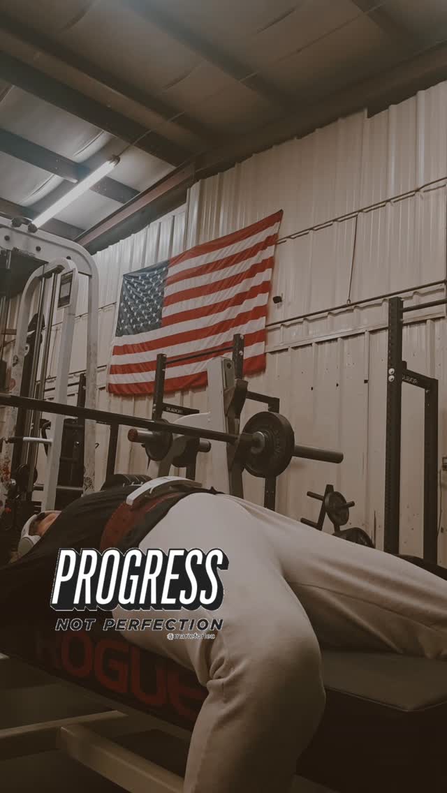 This is Jo 👋
I’ve been hearing the questions…
“Do you guys have a female trainer?”
And Mike’s been answering, “Not at the moment…”
WELLLLLLL… plot twist.
I’ve been busy teaching, but your girl is officially OPEN FOR BUSINESS 💅🏽🔥
Ladies, gentlemen—however you want to train, we’ll make it happen. Strength, confidence, muscle, fat loss… I got you. It's never about perfection but the progress you make toward your goals!
📩 Interested?
• DM us
• Contact The Lyft Station
• Or just come find me at the gym in the afternoons (I don’t bite… usually)
Let’s get to work 💪
#gym
#trainingmotivation
#community
#sundayfunday
#ladies