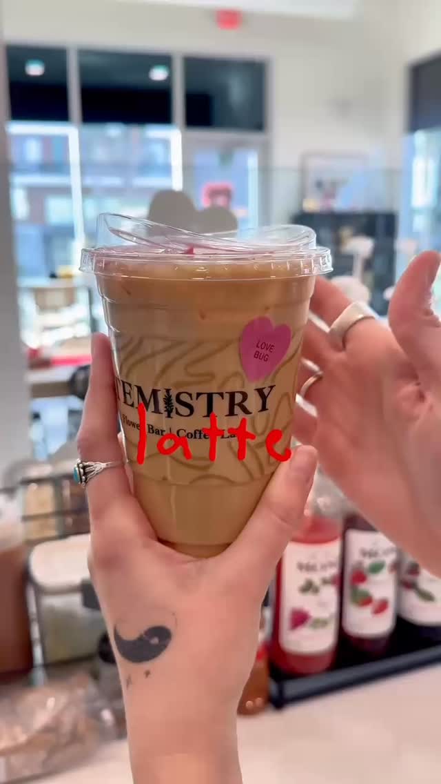 POV: you ordered our Love Bug Latte and now you’re in love 🐞💗. Make it with us ✨
Limited Edition • Valentine’s Menu Only 💌
#Stemistry #LoveBugLatte #valentinesscottsdale #CoffeeReel #CafeAesthetic