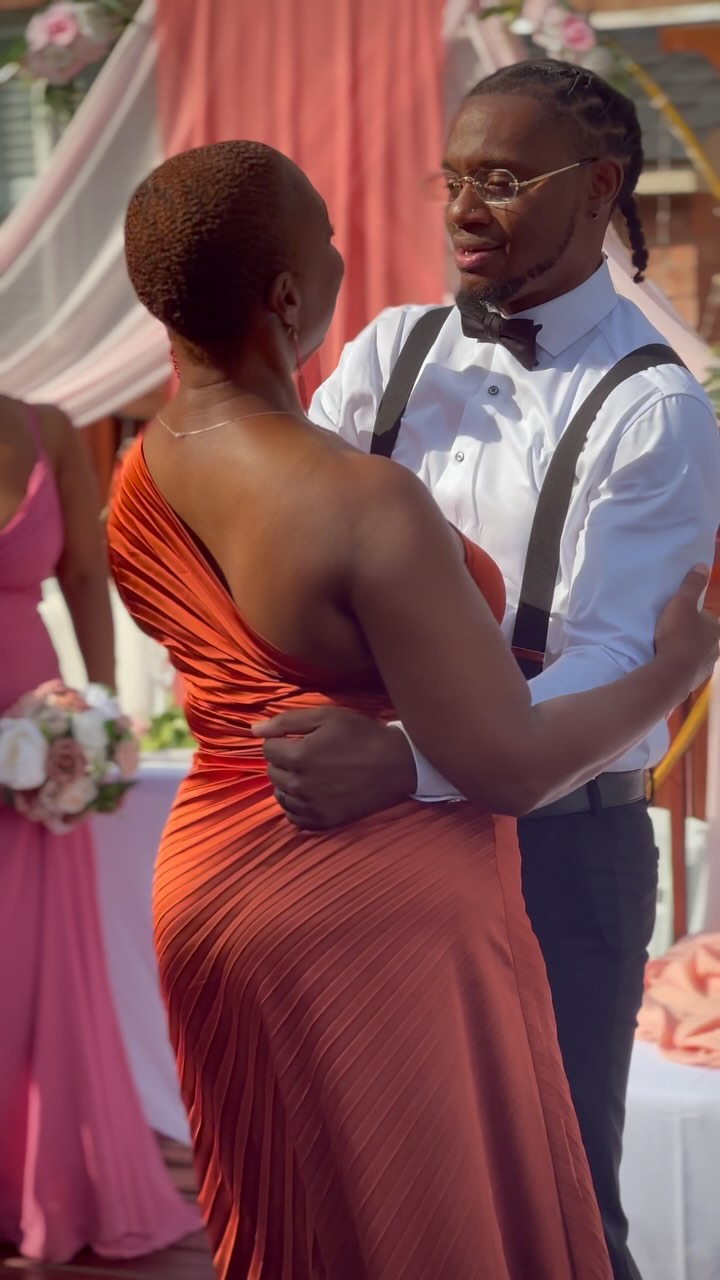 Nothing More Pure The A Mothers Love 👑 @darealvii @msdiva416
#wedding #weddingvideo #weddingvideography #weddingphotography #torontowedding #torontoweddings #married #love #ottawawedding #ottawaweddings
