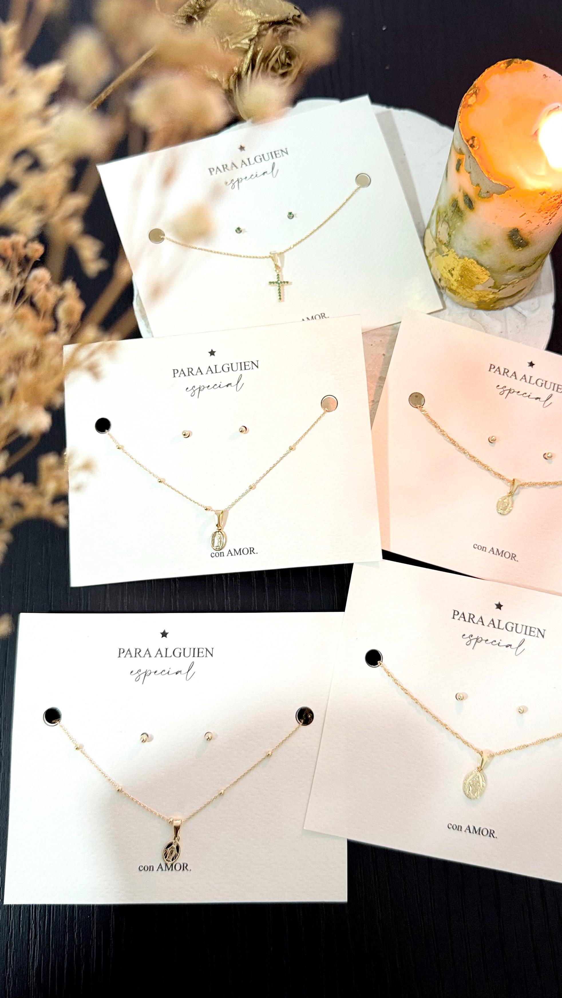 ¡Nueva colección de SETS en ORO LAMINADO!
Cada set incluye garantía de 360 días✨ Un detalle que dice “gracias por todo, mamá”, sin necesidad de palabras.