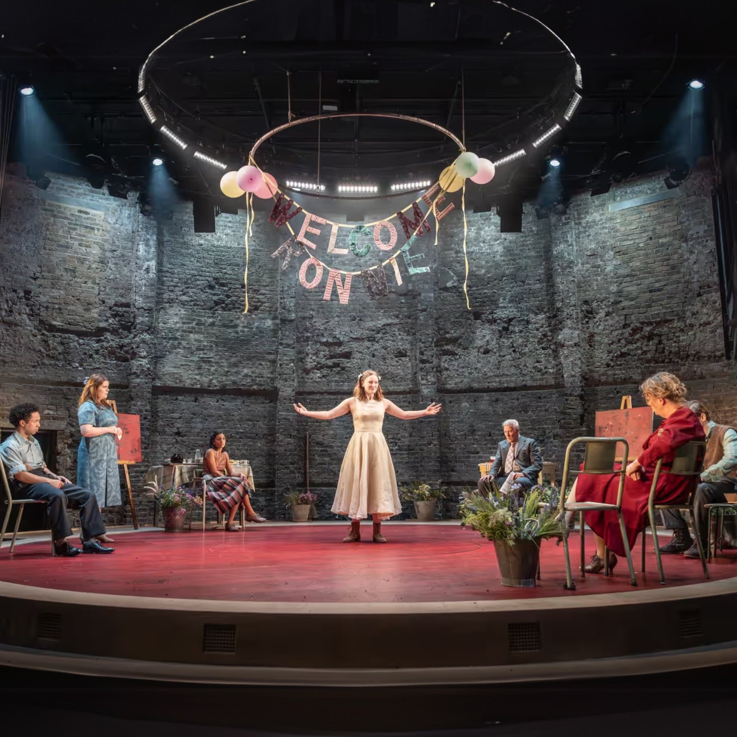 ★★★★★
“ELECTRIFYING – A PRODUCTION THAT PULLS NO PUNCHES.”
@WhatsOnStage on Look Back in Anger
As part of the @almeida_theatre ’s Angry and Young season, running in rep, Look Back in Anger and Roots offered a powerful reflection on post-war Britain and class tensions across generations. Our team is proud to have built the sets for these brilliant plays, capturing both the claustrophobic intensity of Jimmy Porter’s world and the shifting landscapes of Beatie Bryant’s journey.
Costume Designer: @tomaspalmer
Photos: @marcsbrenner
#LookBackInAnger #Roots #AlmeidaTheatre #AngryAndYoung #SetDesign #TheatreMagic #StageProduction