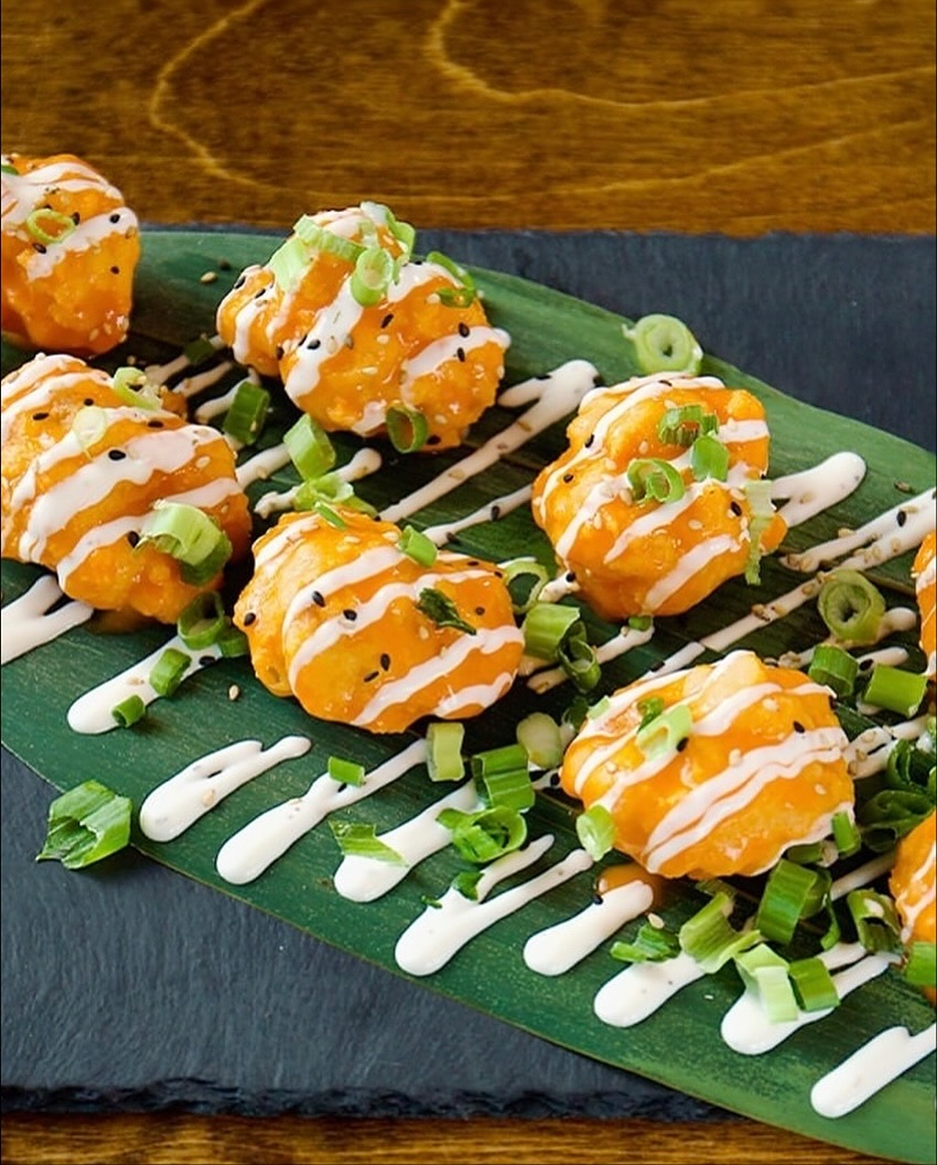 The temps are dropping, but we’ve got just the thing to heat you up 🔥 Crispy, saucy, and totally irresistible, our Tempura Cauliflower is tossed in spicy Buffalo sauce, drizzled with creamy ranch, and finished with a sprinkle of scallions 🤤
Come eat with us or add them to your take-out order today: 
📍 Walkerville – 1801 Wyandotte St. E.
📞 (519) 997-4638
📍 LaSalle – 5965 Malden Rd.
📞 (519) 969-9696
📍 Lakeshore – 1224 County Rd. 22
📞 (519) 727-3333
📍 Tecumseh – 11977 Tecumseh Rd. E.
📞 (519) 735-8333
———
#yqg #sushi #sushidelivery #allyoucaneatsushi #sushiaddict #sushiinwindsor #windsorsushi #windsorontario