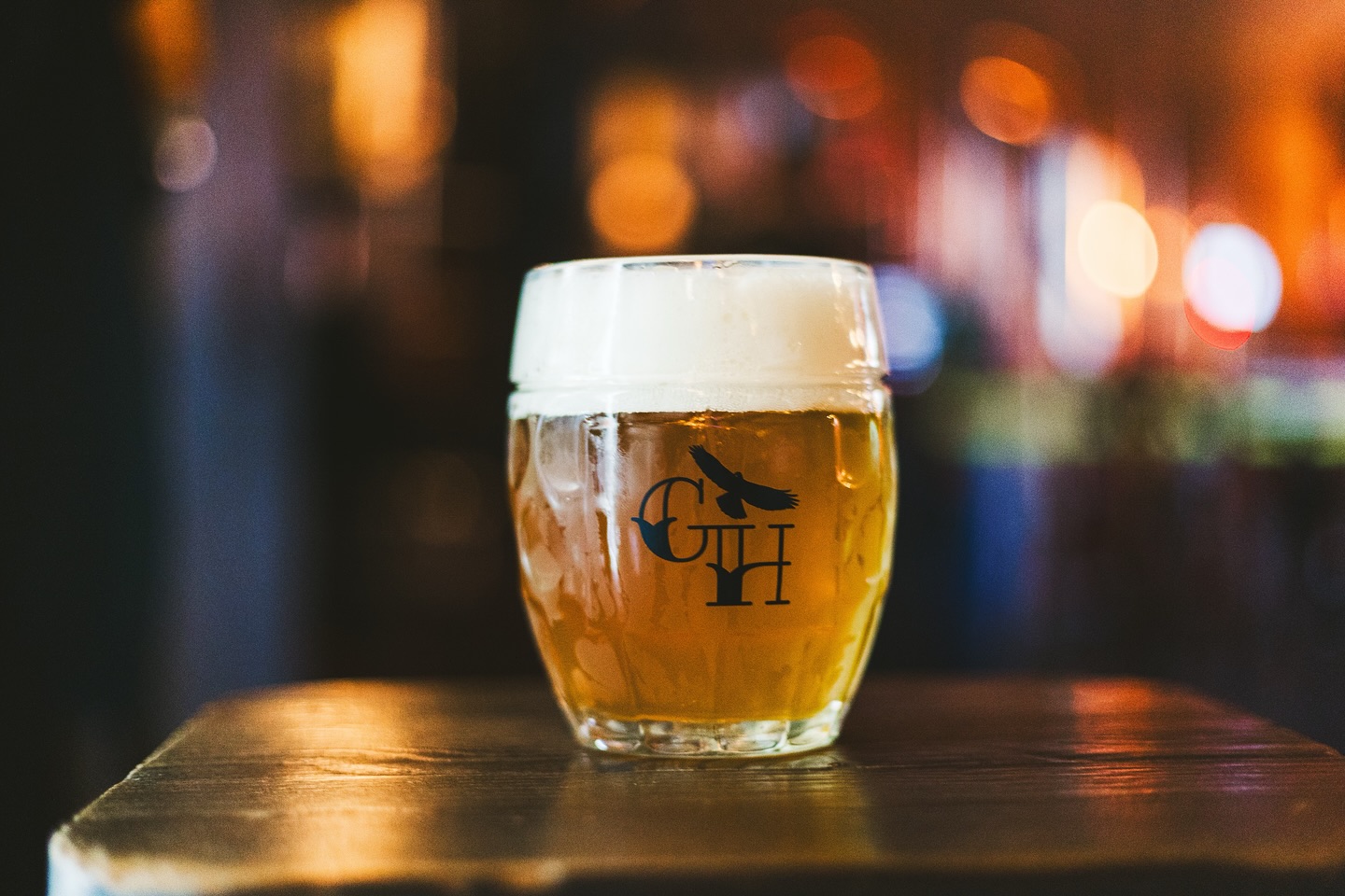 Weekend’s lining up real nice… cold pours, good tunes, and plenty to get into.
FRI 10/17 • 4–10PM
We’re hosting @theghostofunclejoes Dress Rehearsal… a special warm-up for one of Jersey’s coolest tribute shows (happening in Jersey City next weekend at The Historic Jersey City and Harsimus Cemetery.)
@dj.jenjonesnyc keeps the vinyl spinning all night long, kicking things off at 6PM and holding it down between live sets from:
• Deftones by Diamond Eyes (7:40)
• Heart by Howlin’ Bill & The Barracuttas (8:30)
• Black Sabbath by Uncle Ozzy (9:20)
It’s gonna be a super chill night with great music, great people, and @cooleysbbq servin’ smoky favorites all evening.
🍂 New beer drops today:
• LEAVES TURN… our fall favorite is back! Nut Brown Ale • 4.3% • cans & draft
• HUCKLEBERRY DAEDALION… the latest in our fruited wheat series • 4.0% • draft only
SAT 10/18 • 12–10PM
Saturday’s loaded with good flavor and even better vibes. Our friends from @litenhastbakehouse kick off a five-week residency of pop-ups… every Saturday from 12–4PM. Don’t miss out on those baked goods while they last.
Across the street, @theruttshut hosts a special event from 3–6PM with @toddophonic of @wfmu broadcasting live alongside a few bands… and when that wraps, the afterparty rolls right here at Ghost Hawk.
Our buds from @cooleysbbq fire up later in the day with @chachaboomnj bringing their Latin-infused surf rock from 7–9PM to close things out.
SUN 10/19 • 12–6PM
Easy Sunday flow… cold pours, good eats, mellow mood. The perfect reset to wind down the weekend. Grab some rippers across the street at @theruttshut and come hang.
All we gotta say is… GET INVOLVED!
👻👻👻
📸: @domohhneek
#ghosthawkbrewingco #cliftonnj #hawkshigh #beerflavoredbeer #theghostofunclejoes #ruttshut #wfmu #toddophonic #livemusic #chachaboom #surfrock #cooleysbbq #njbeer #njcraftbeer #beers