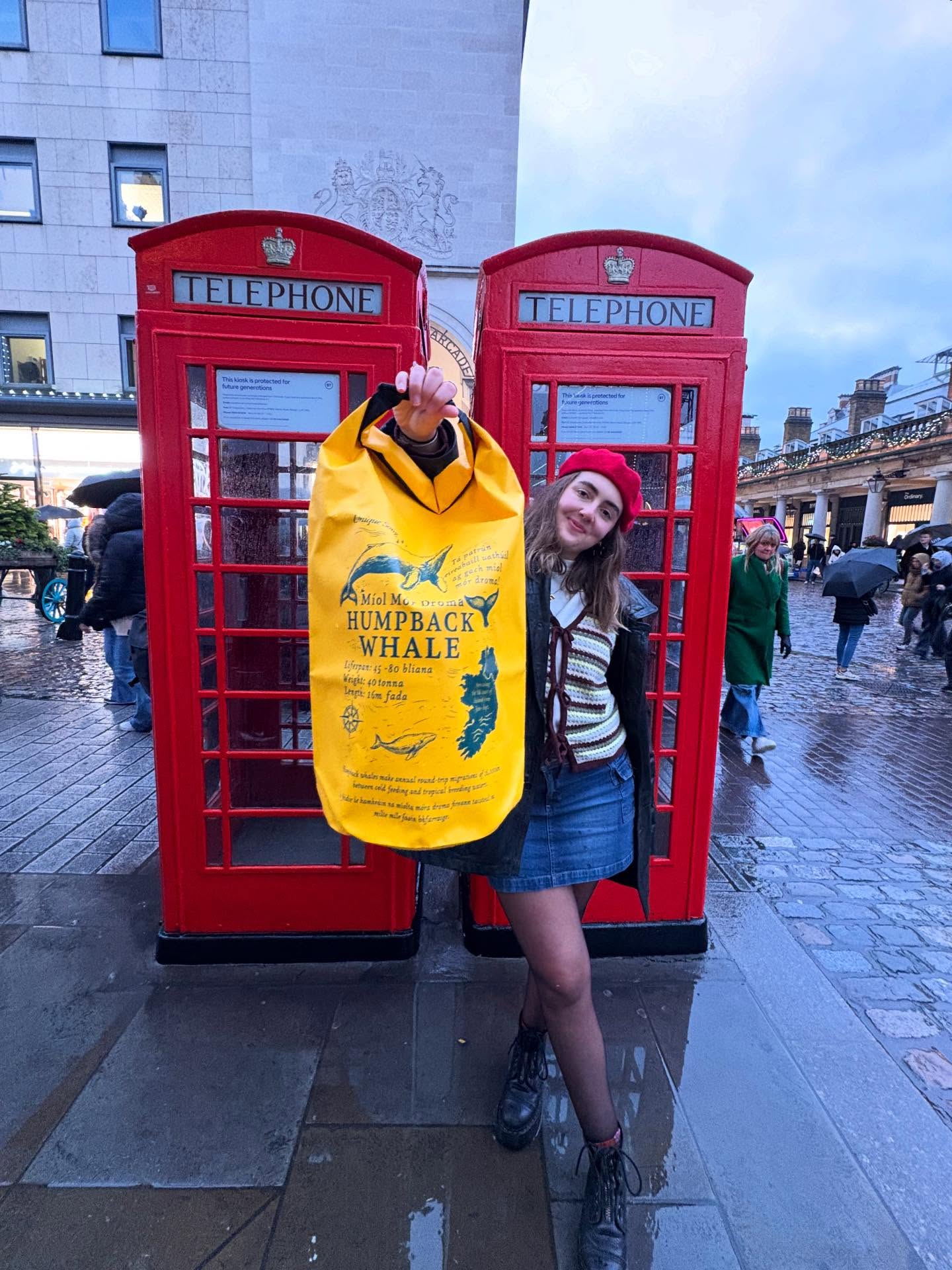 A snap 📸 from our recent London adventure ☎️
Have you got your Humpback Dry Bag yet? 🐳
