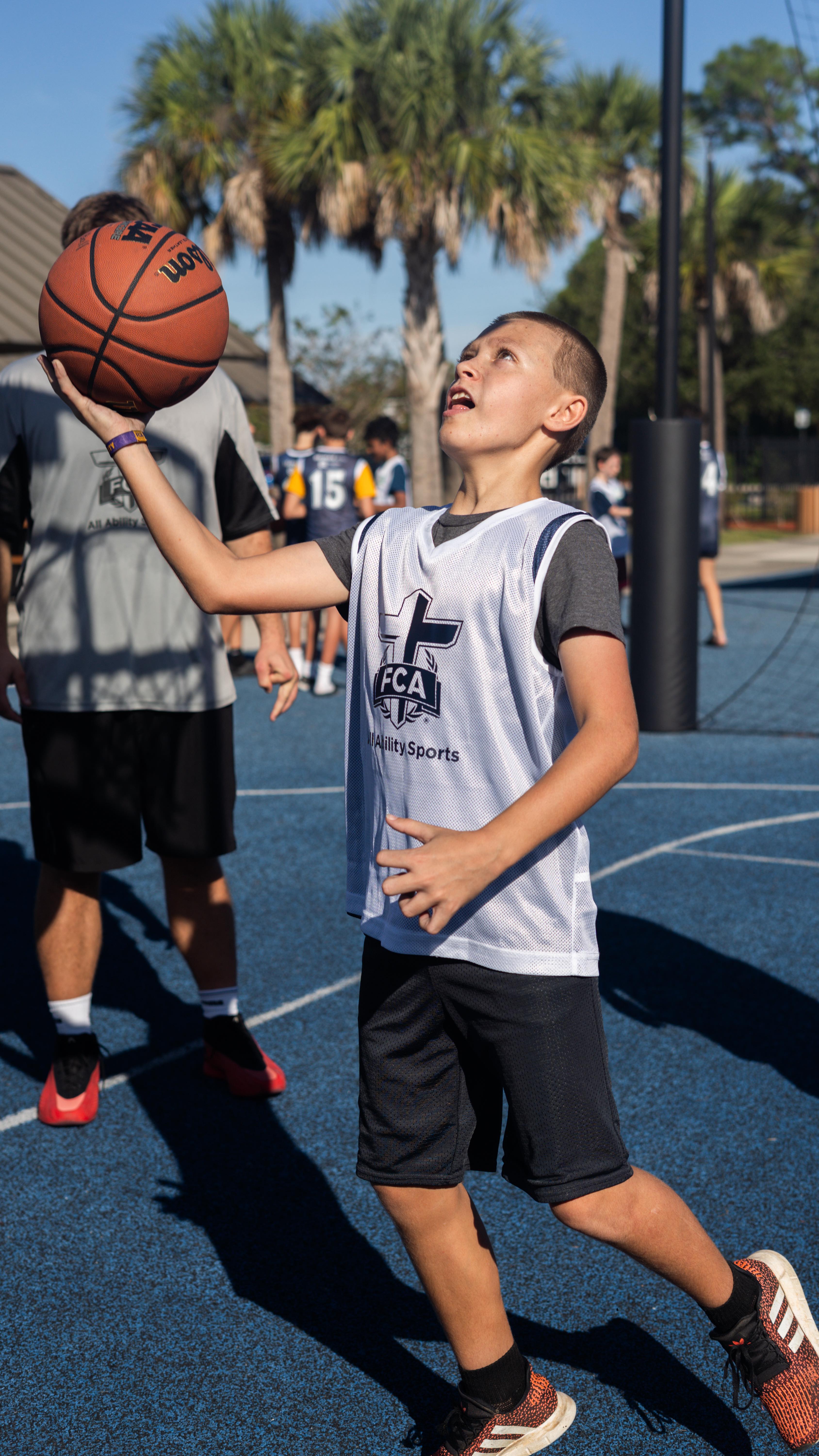 Mini Mic Monday! ?
What do you love about this Christmas season? ?
#fcaallabilities #fcabrevardsports #fcaglory