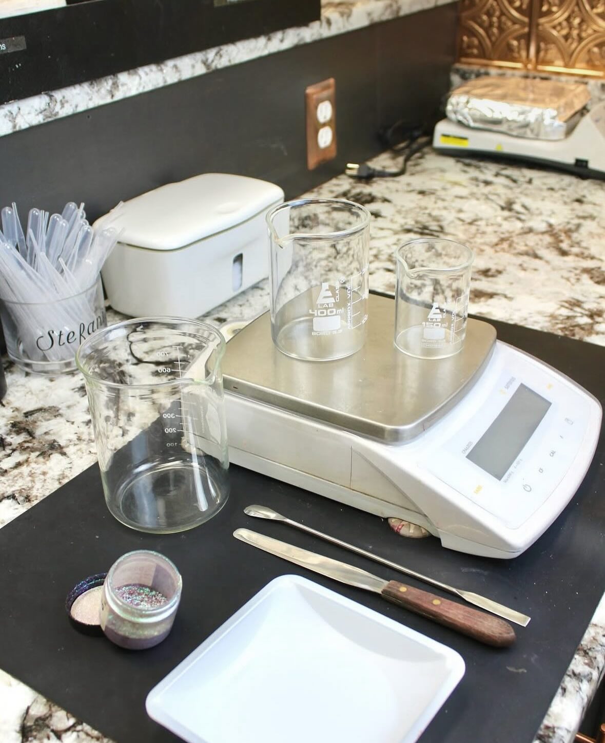 Take a look at our pouring station and how we #create the best #formula for YOU! #purebeautylabs