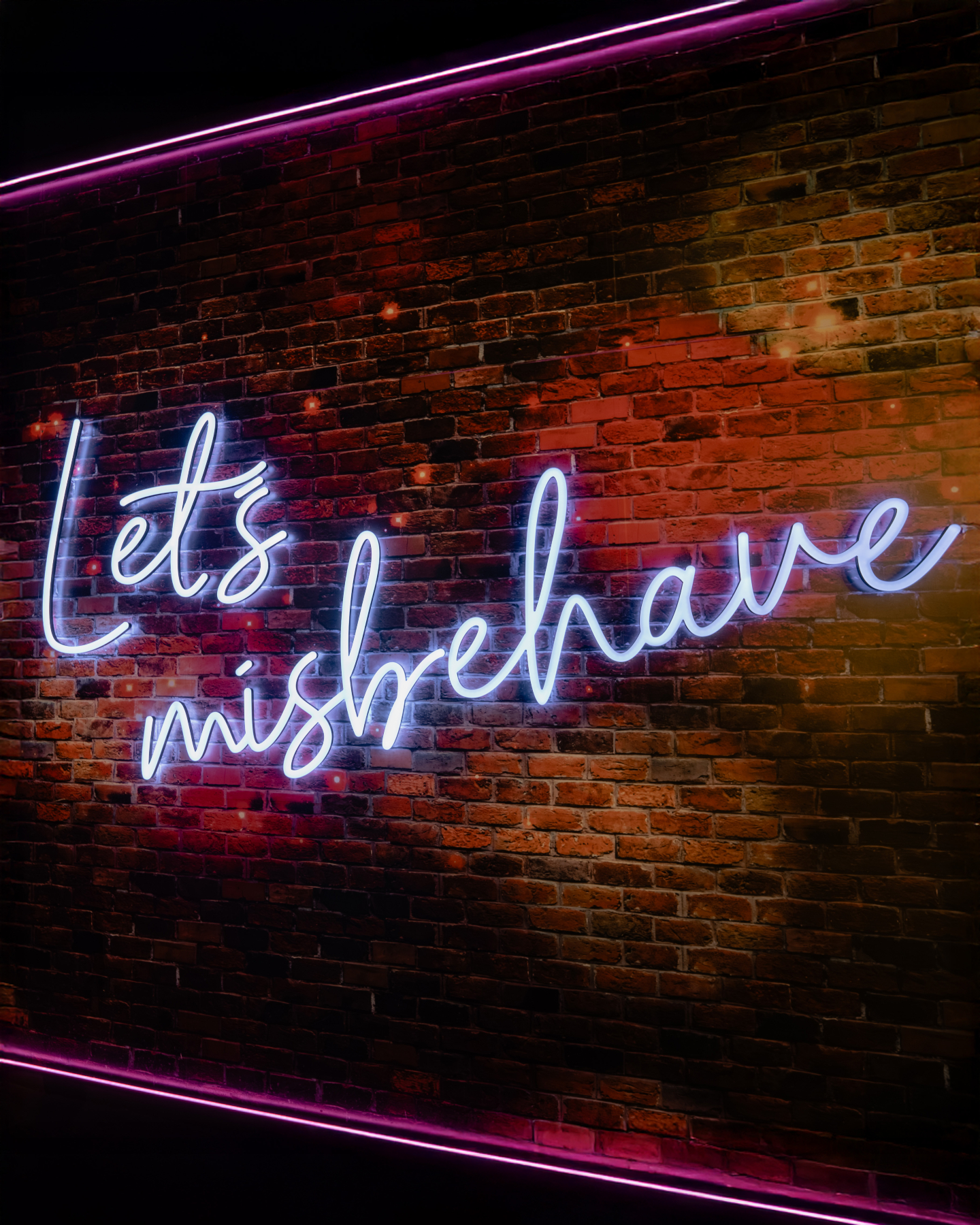 Awards Party - Madame Tussauds London
Illusion Design & Construct brought the Awards Party Zone to life at Madame Tussauds London - a dazzling, red-carpet experience where guests step straight into the spotlight alongside A-list icons.
Surrounded by flashing cameras, glittering décor, and all the energy of a star-studded celebration, every visitor gets to feel like the VIP of the night.