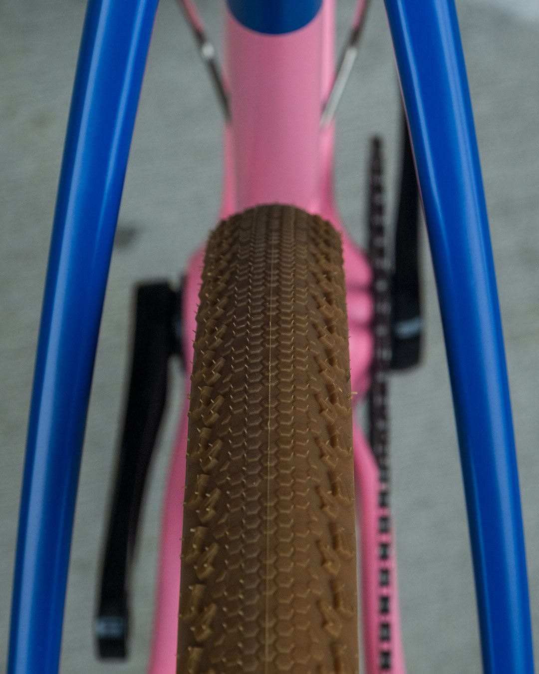 Michael asked for a layout that felt joyful, and he was a fantastic collaborator to work with as we sorted out how to translate that onto his frame. Most people who we work with on custom paint don’t know exactly what their bike should look like, but they do know how they want it to feel. If that’s you, don’t worry, we will listen to the ideas and themes that you have in mind and help bring them to life. Once you see what you like in the design, our in-house finishing department will bring it to life. The design can be loud, fun, and whimsical like Michael’s, or it can be subtle and moody if that’s your thing.
Happy new TD4 day, Michael, and thanks for letting us bring this bike to life for you.
#traildonkey
#gravelbike
#rideexplorecreate
#newbikeday