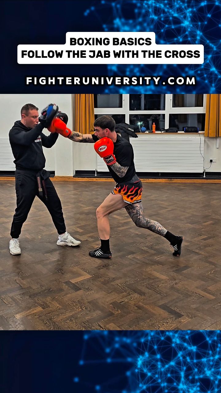 Controlling the center line using boxing fundamentals. #boxing #boxingtraining #boxingworkout #boxingaddict #boxingtechnique